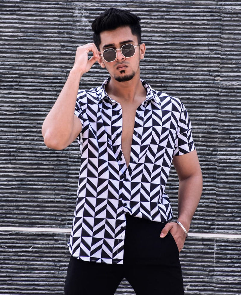 BLACK CHEVRON PRINTED SHIRT