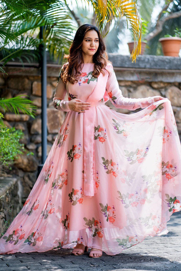 Engrossing Beautiful Peach colored Georgette gown